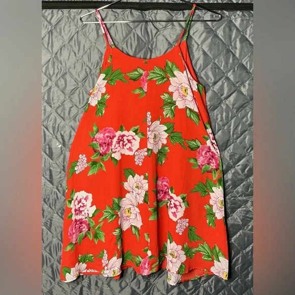 Peach Love California Red Floral Dress small red and pink floral - Picture 3 of 12